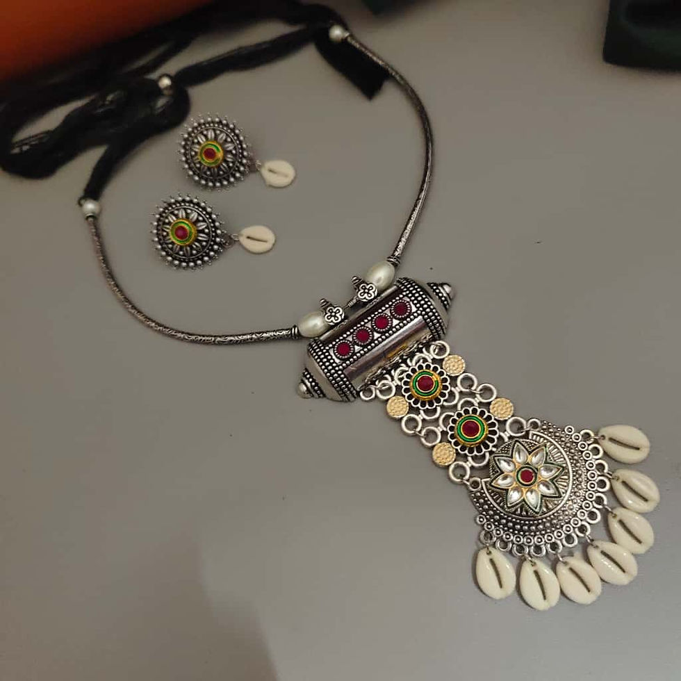 KAMYA Oxidized Hasil Necklace Earrings Set