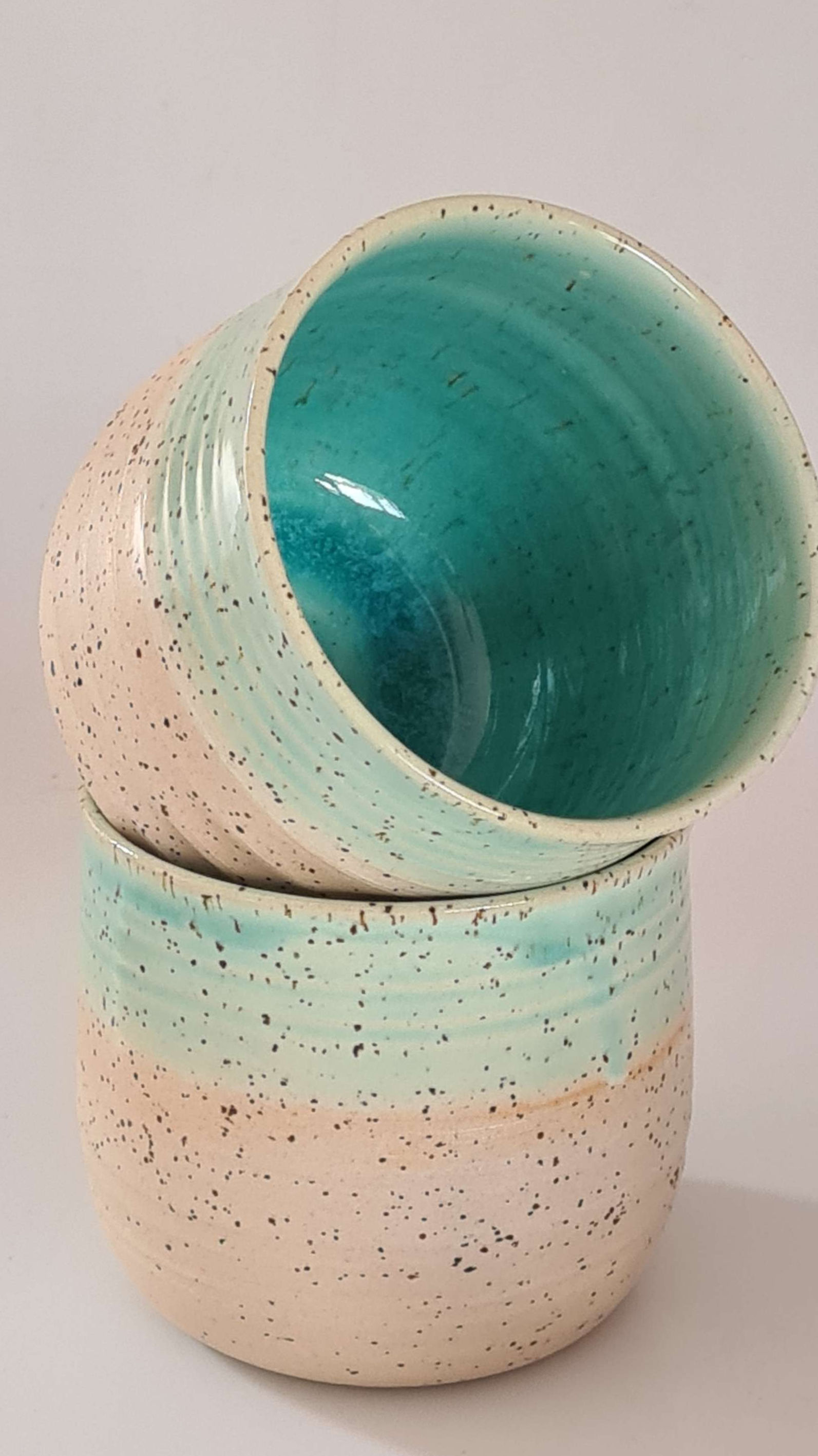 מאגים גדולים בזיגוג טורקיז משגע