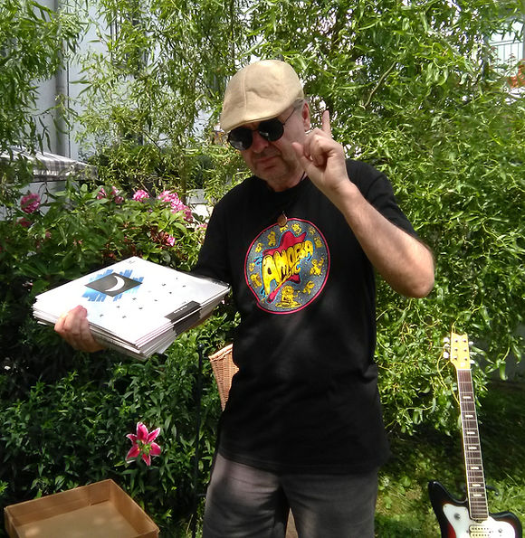 Arthur Mountaniol & Vinyl.jpg