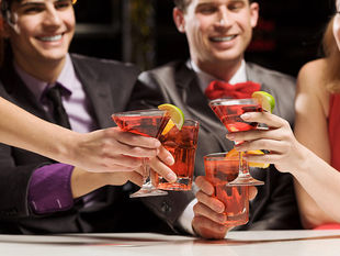 10 Tips for Hosting a Great Cocktail Party