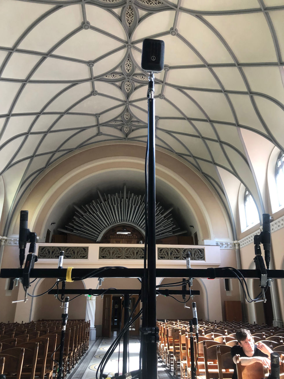 Hamasaki Square with Vintage Mic as Z Microphone