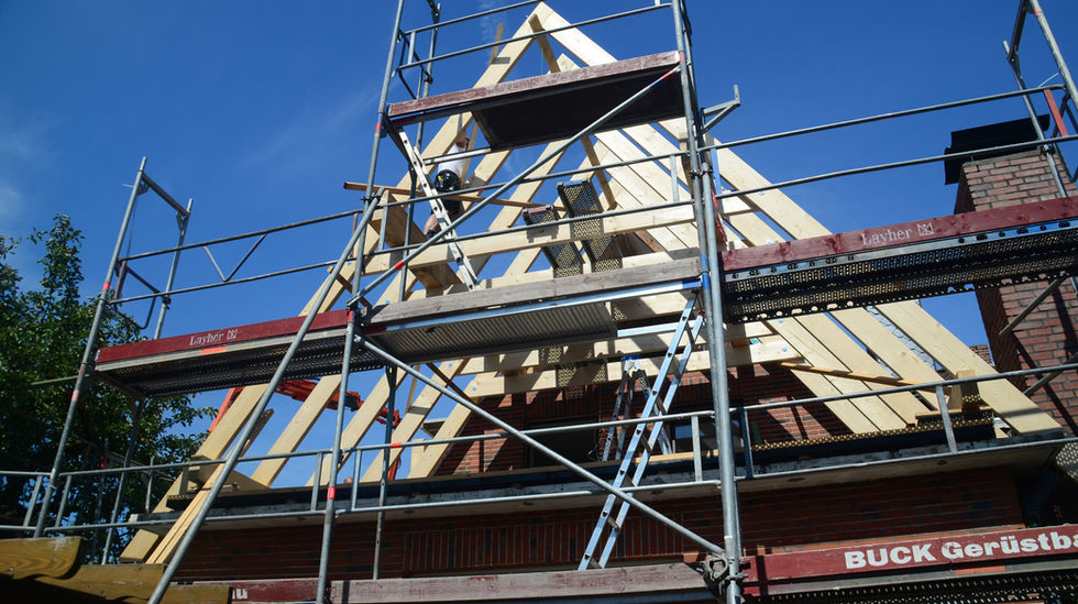 Daecher-und-richthilfen-WENCK-Holzbau-Konzepte-Winsen-Rottorf