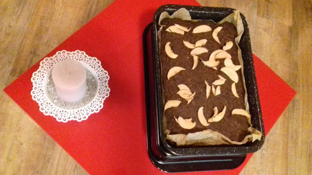 Krásně vláčný čoko-jablíčkový koláč s přípravou do 5 minut