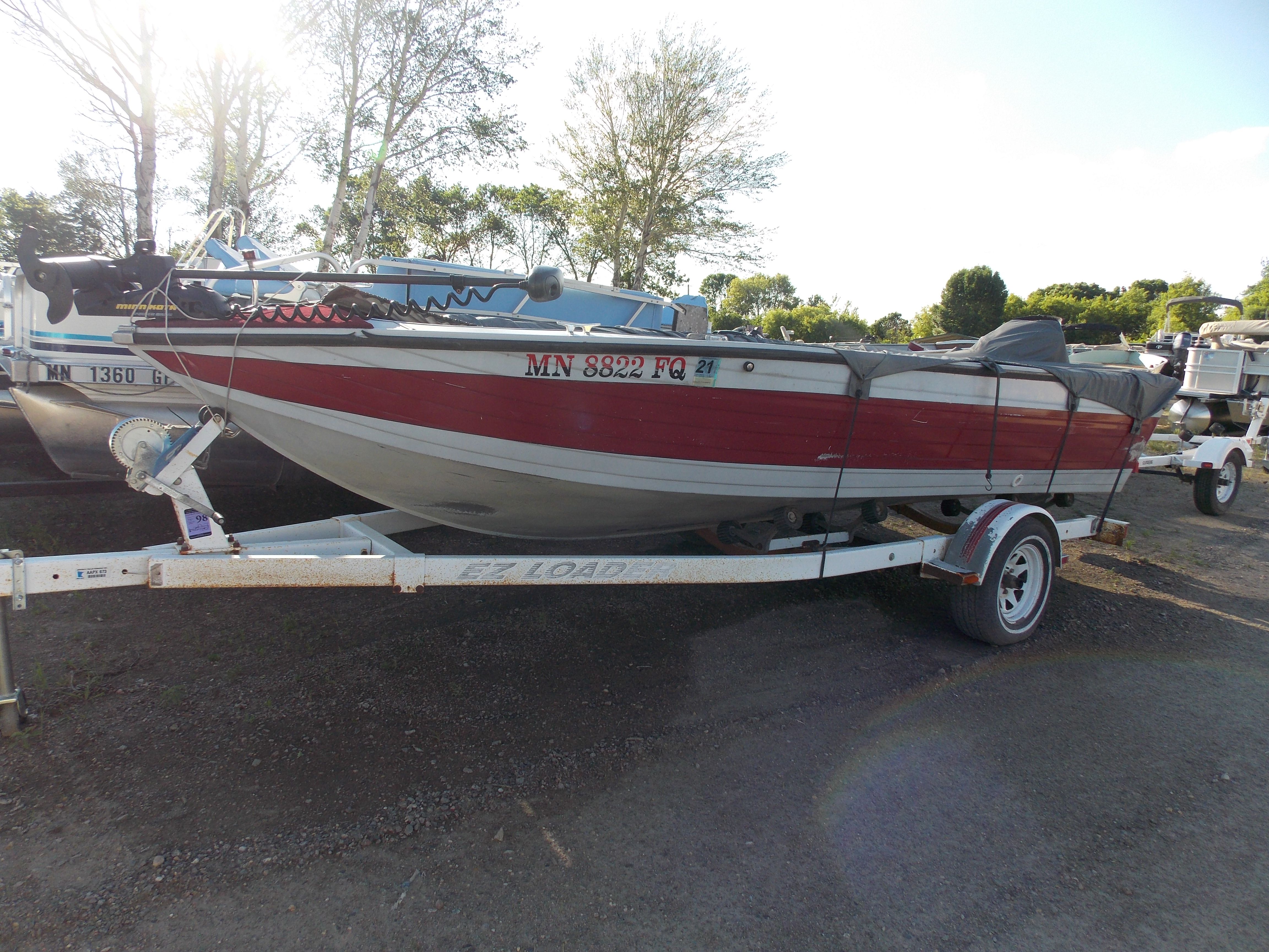 1990 Crestliner 17' Tensen Marine