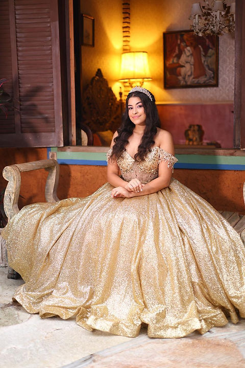 Debutante Dourado Vestido Debutante Moderno Decote Quadrado