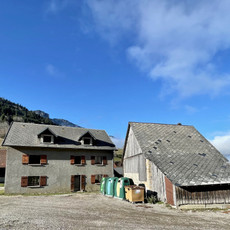 2 - maison avec grange et terrain.jpeg