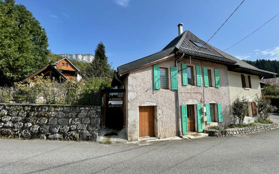 11 - Maison de village - vallée des Entremonts.jpeg