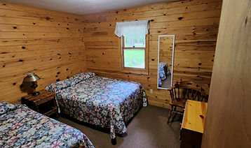 Eagle bedroom 2.jpg