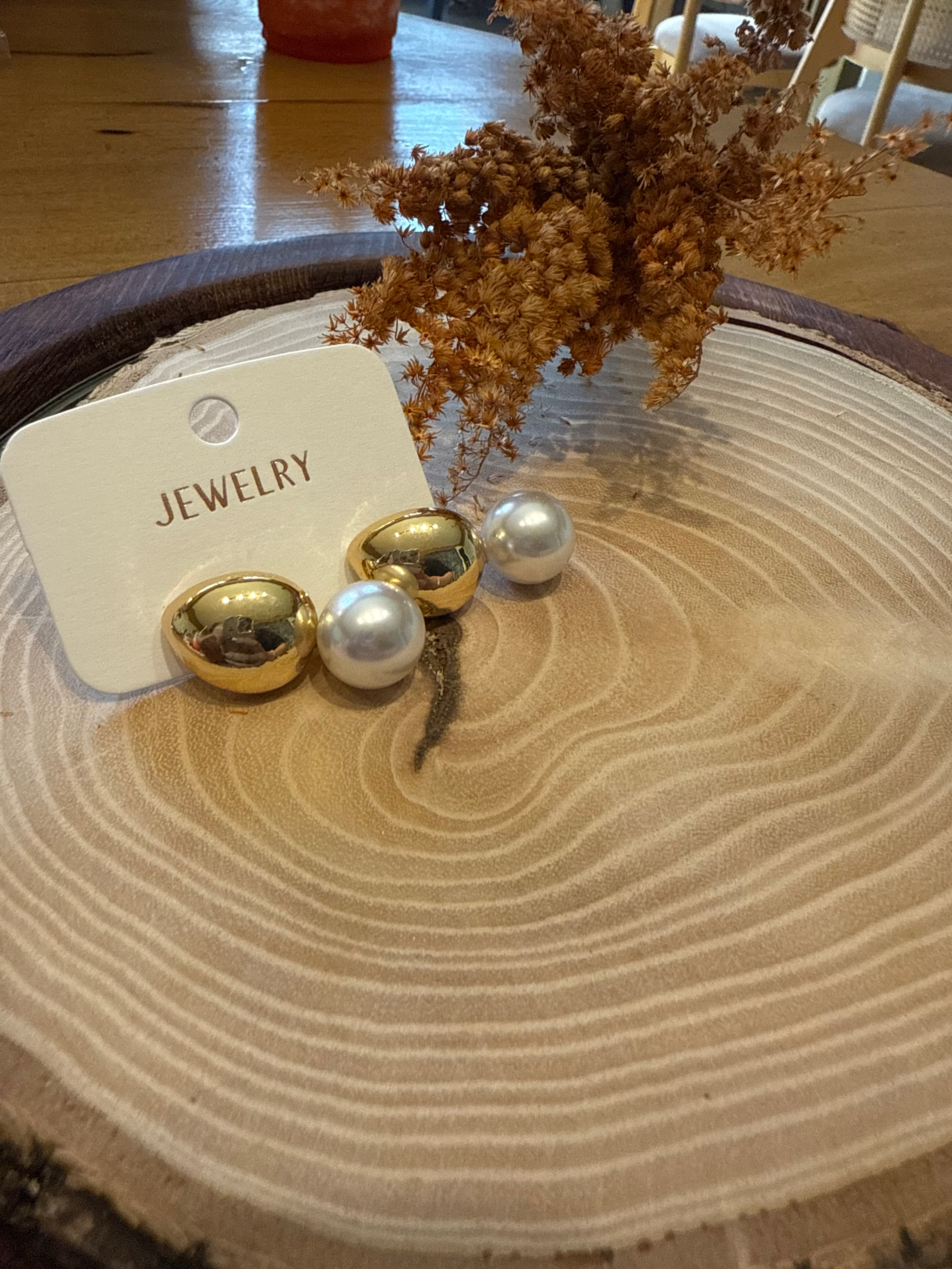 Gold Detay İnci Küpe