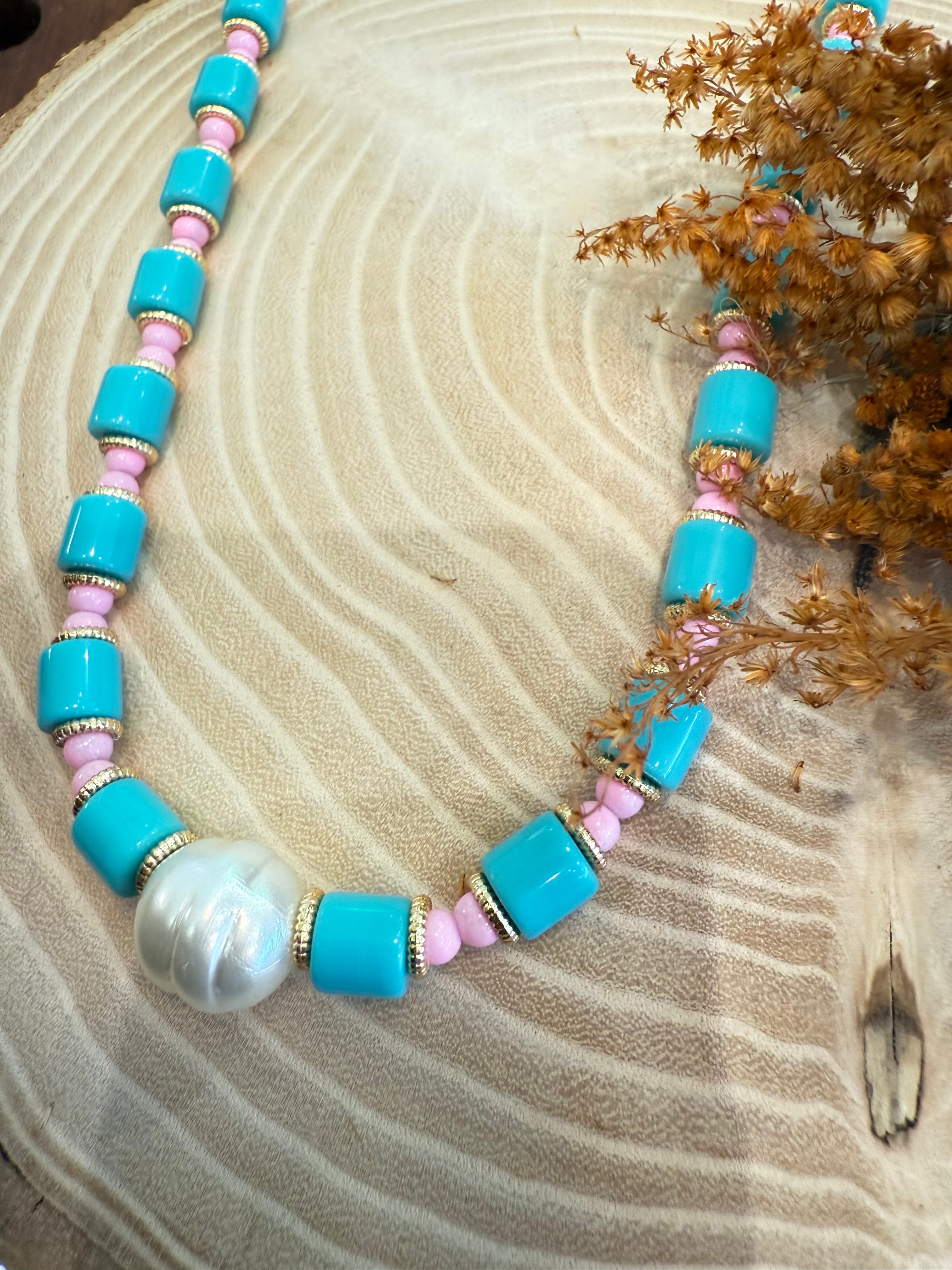 pembe mavi incili kolye