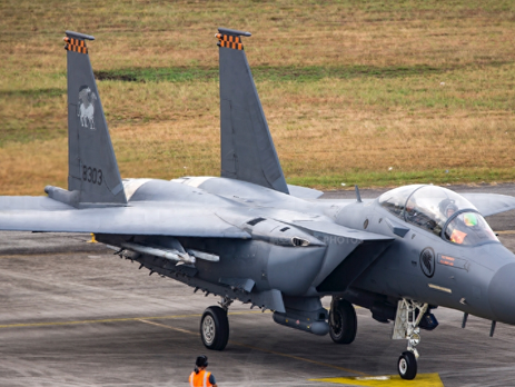 Singapore, a country with an area only as large as a city, is surprisingly the number one military power in Southeast Asia!