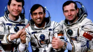 India's lunar mission plans to ride a motorcycle to collect soil samples from the moon.