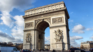 During the Franco-Prussian War, France was nearly defeated. Why didn't Germany directly annex France?