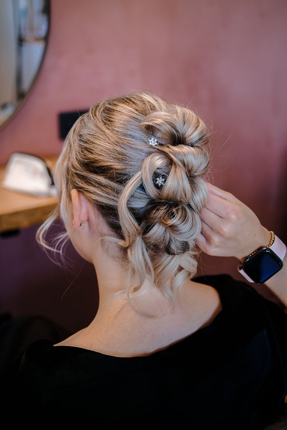 Professionele haarkleuring met natuurlijke tinten – kapsalon Kalken