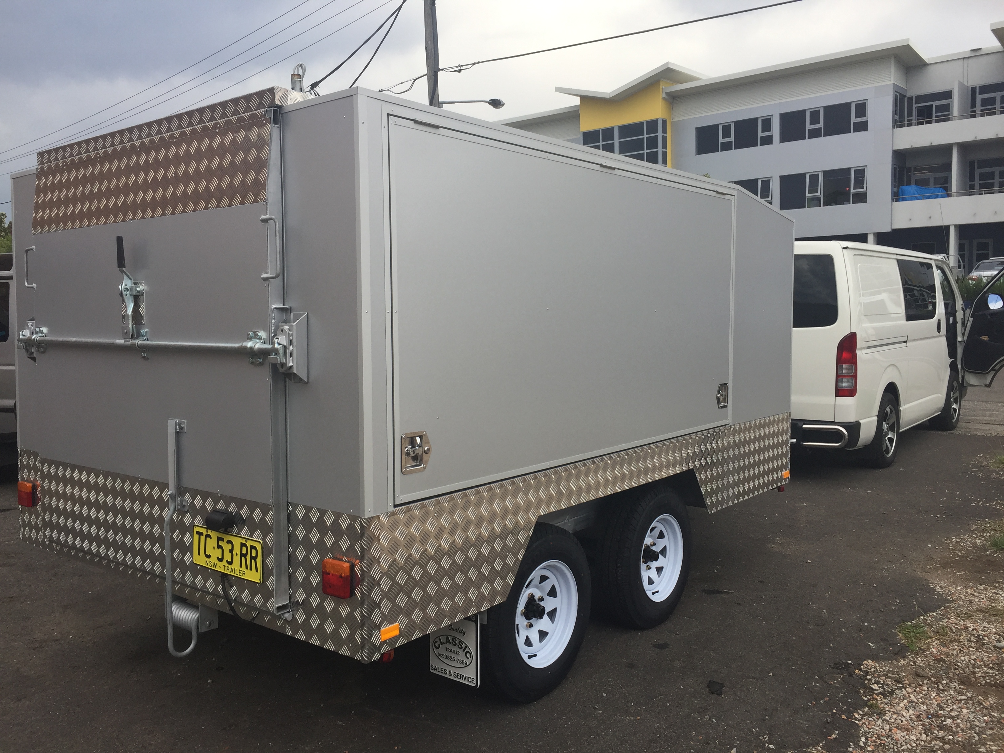 Lift Up Roof Mower Trailer