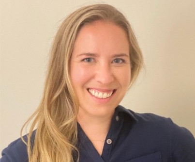 Headshot_Hannah Zaks.JPEG