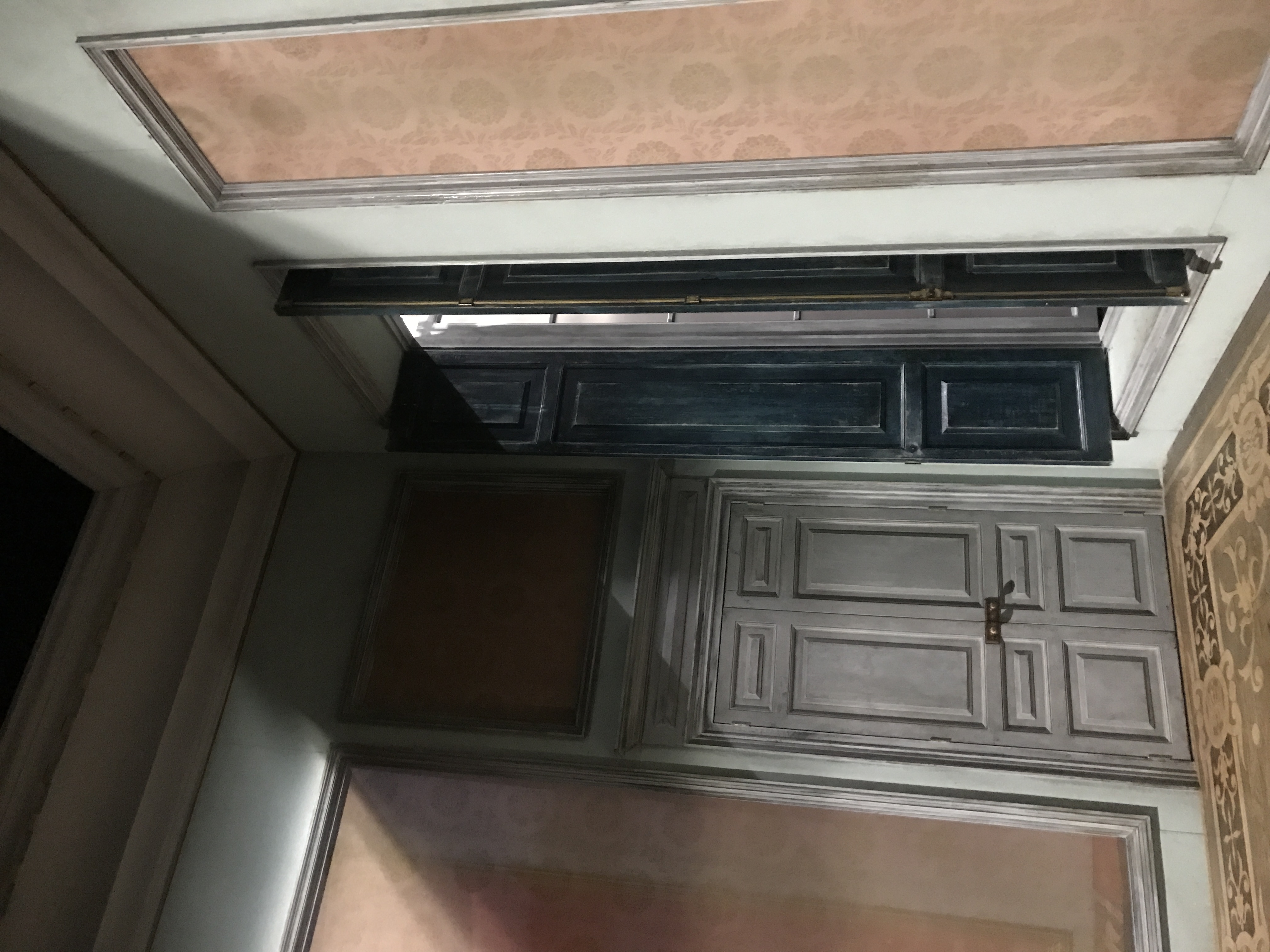 Cornice