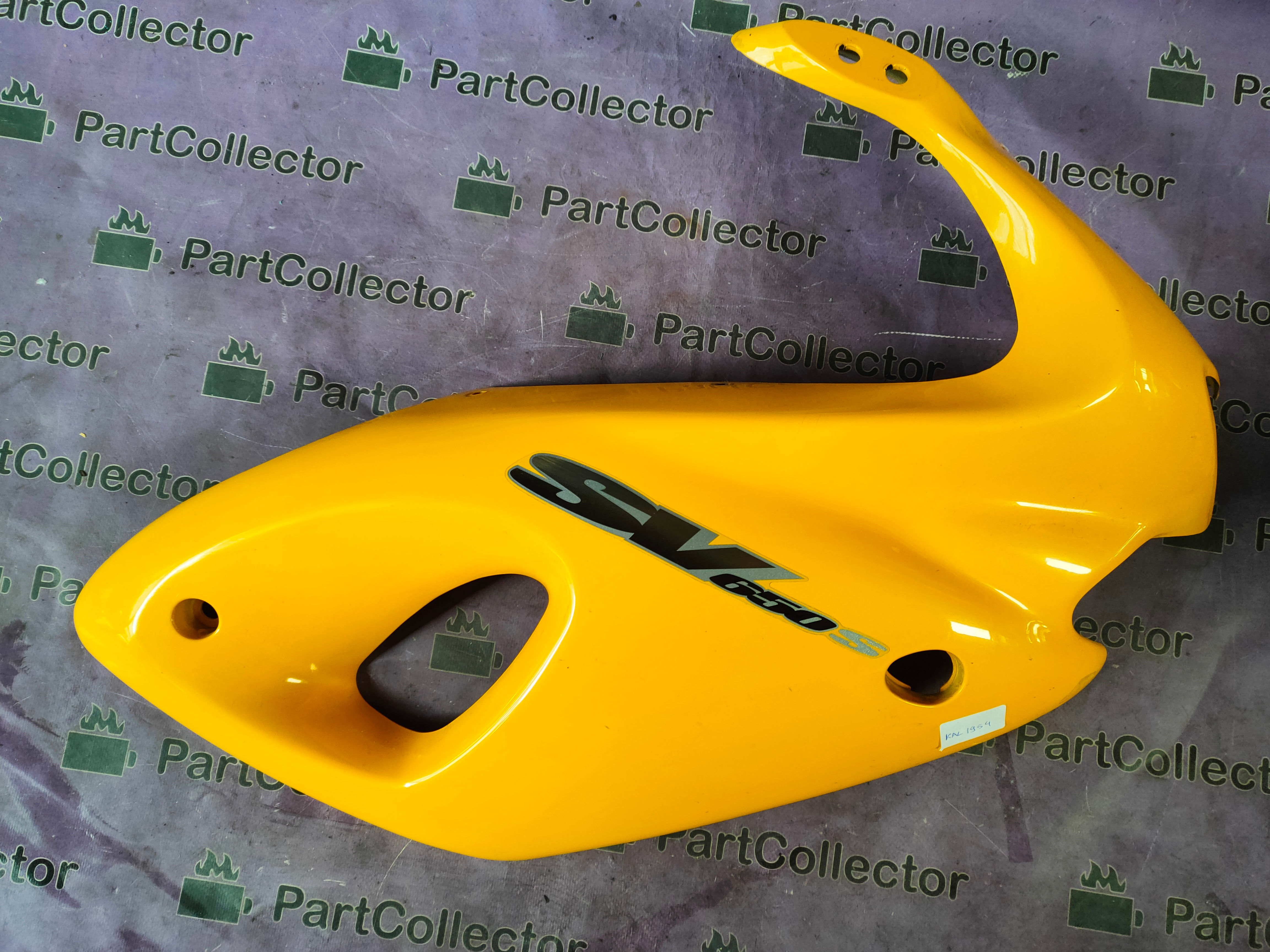 Suzuki SV650S 99-02 Front Right Fairing Cowl  SV650S 99-02 94411-19F