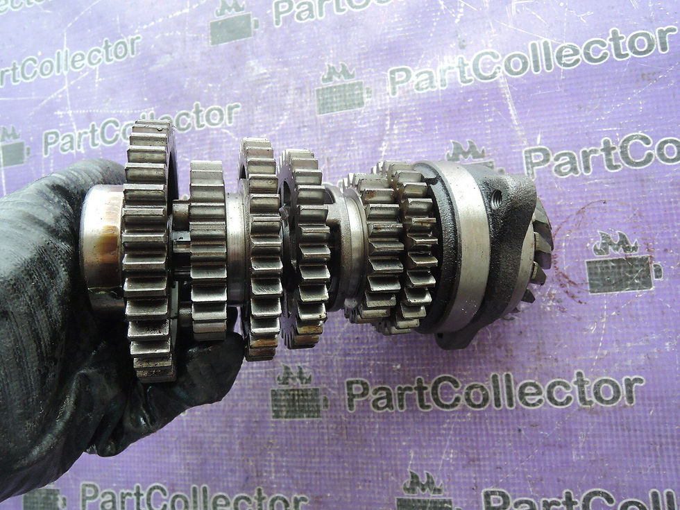Thumbnail: HONDA ENGINE TRANSMISSION GEAR SET GEARSET VF750 VF 750 MAGNA 1983