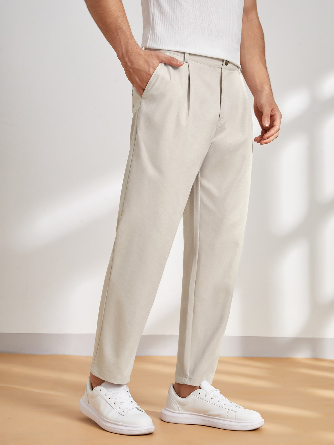 SHEIN Men Slant Pockets Tailored Pants