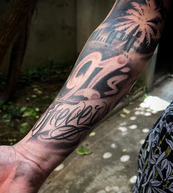lettrage fat cap lettering tattoo graffiti tatoueur toulouse graffeur