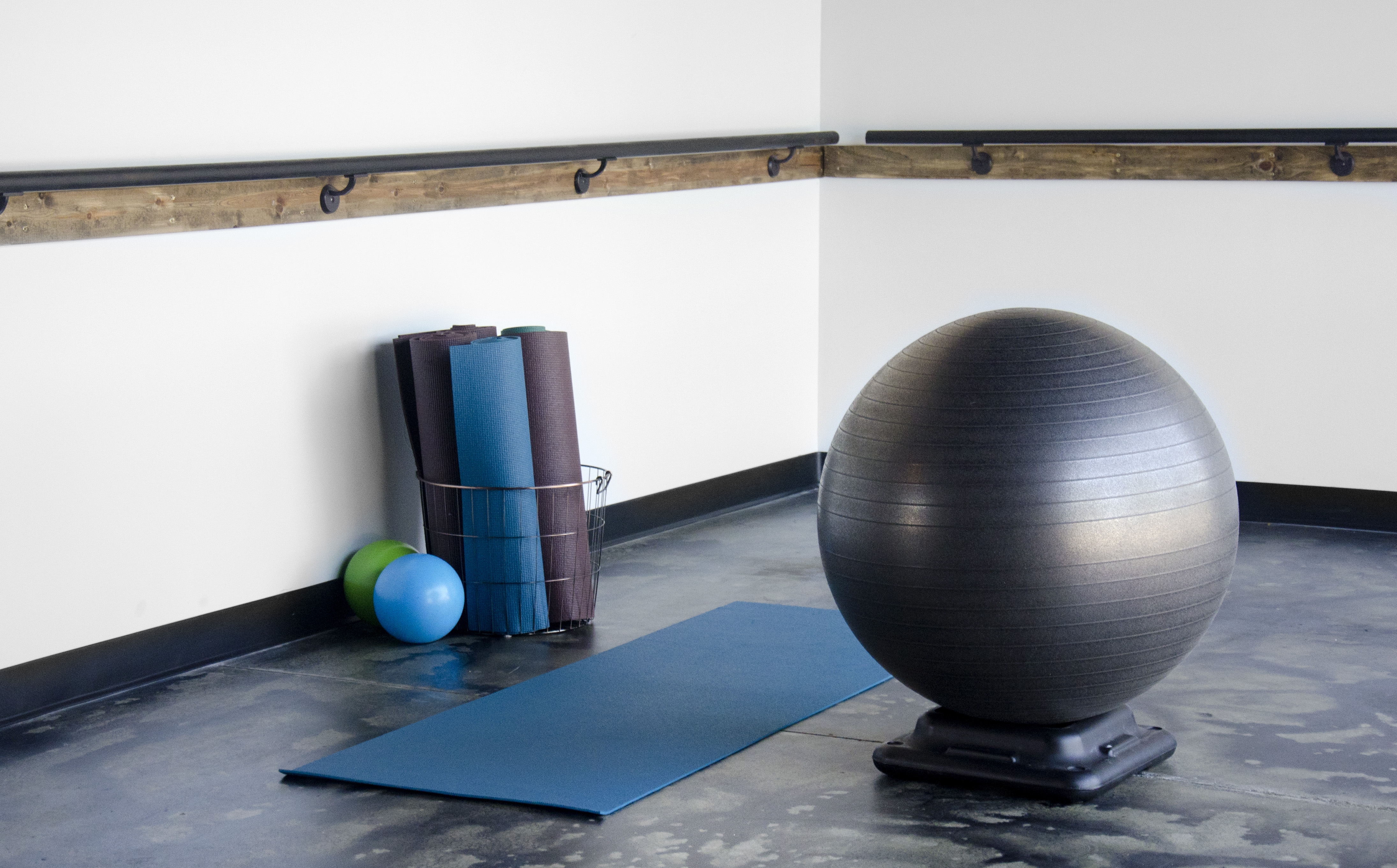 Barre, Pilates & Yoga