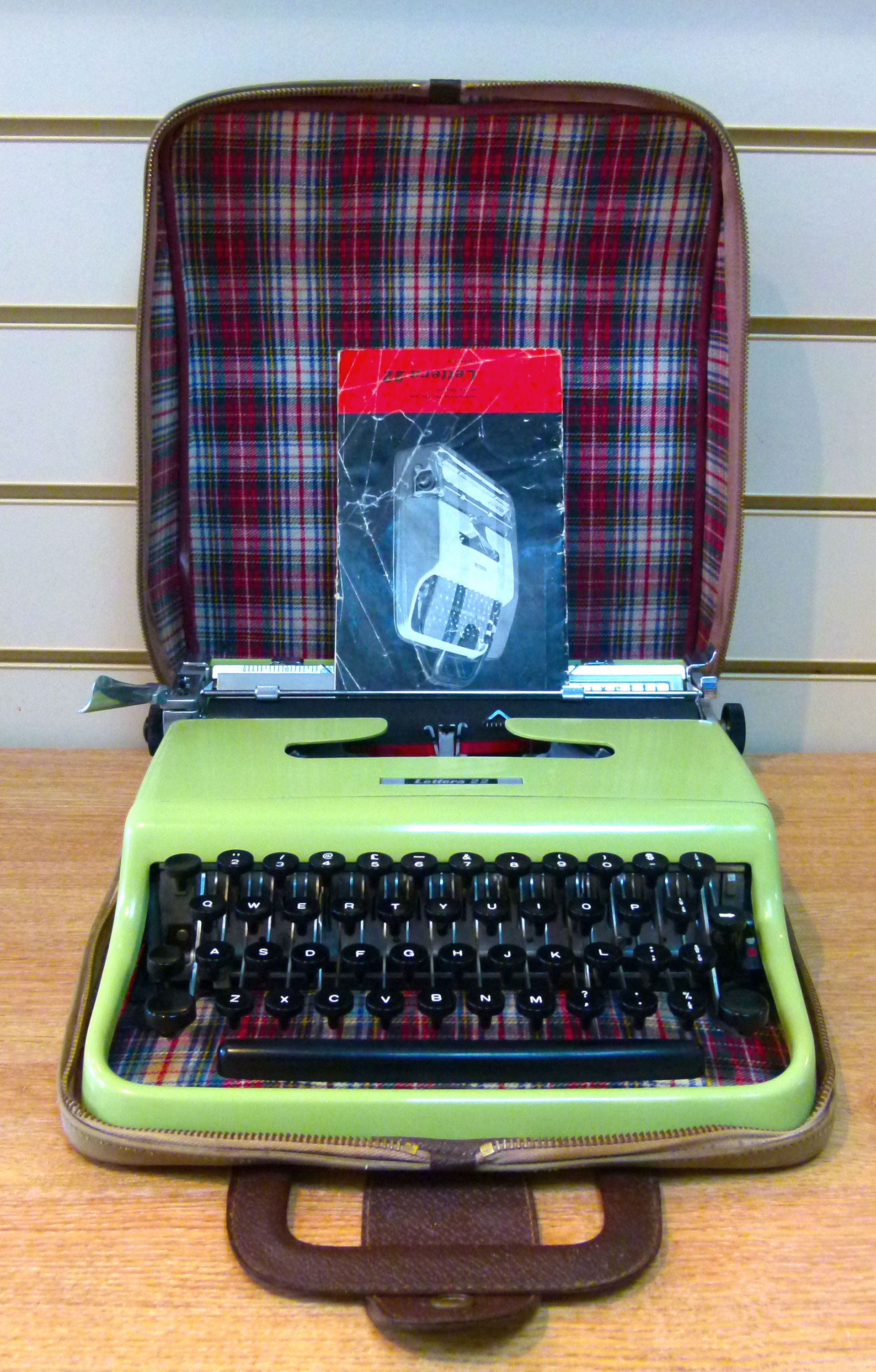 Olivetti Lettera 22 Portable (1961)
