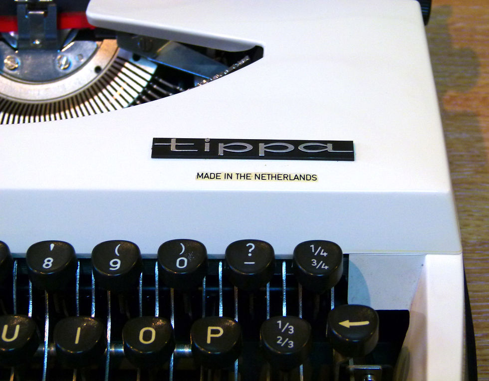 Thumbnail: Adler Tippa Portable (1975)