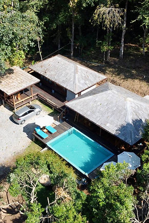 Mae Taeng River route in Chiang Mai, jungle scenery along the banks