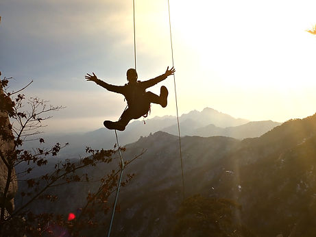 Climbing Seoul