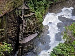 BAÑOS DE AGUA SANTA