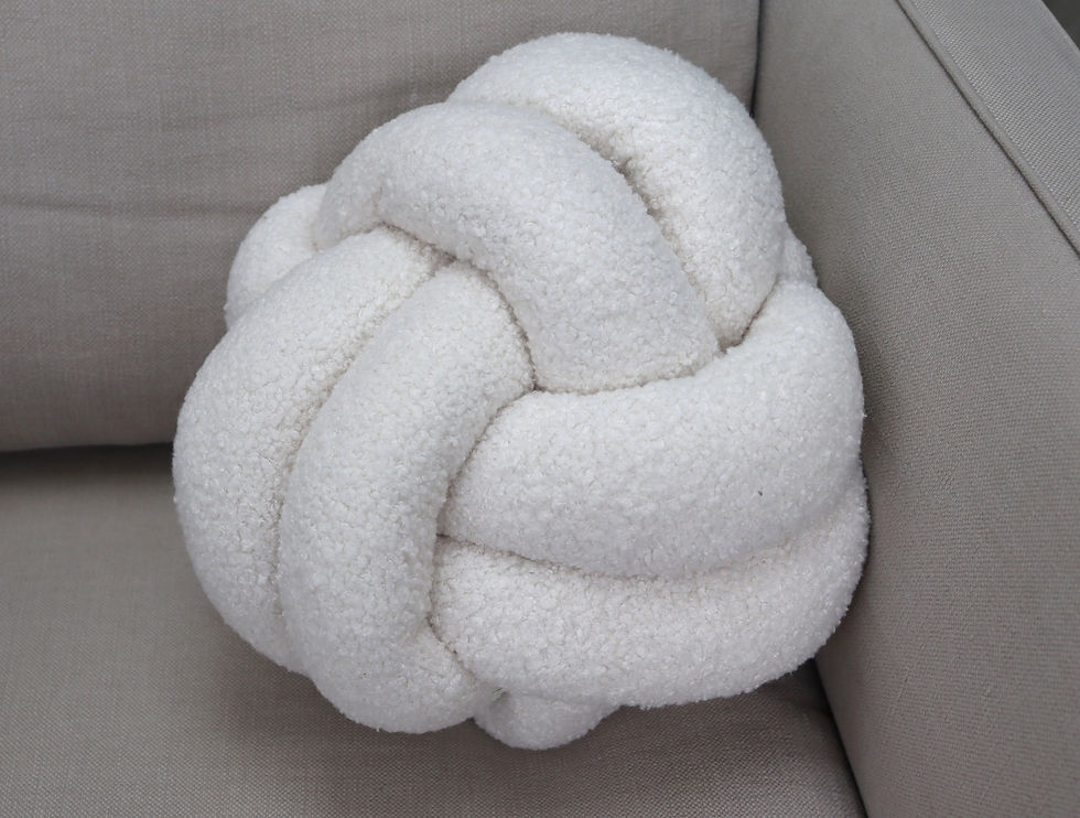 Hugo Boucle Knot Cushion - Ecru 30x30