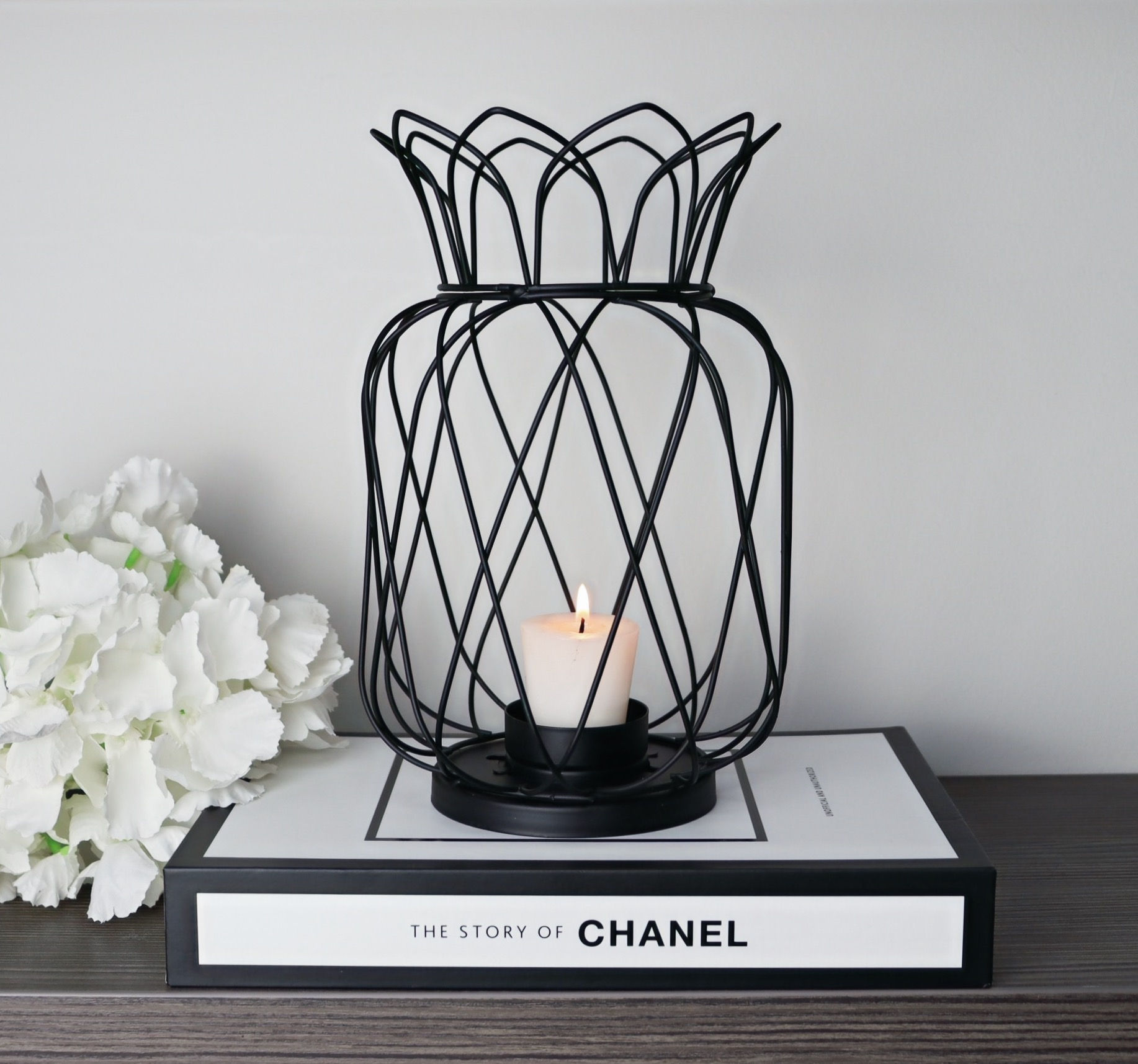 Tupi Black Matte Pineapple Candle Holder