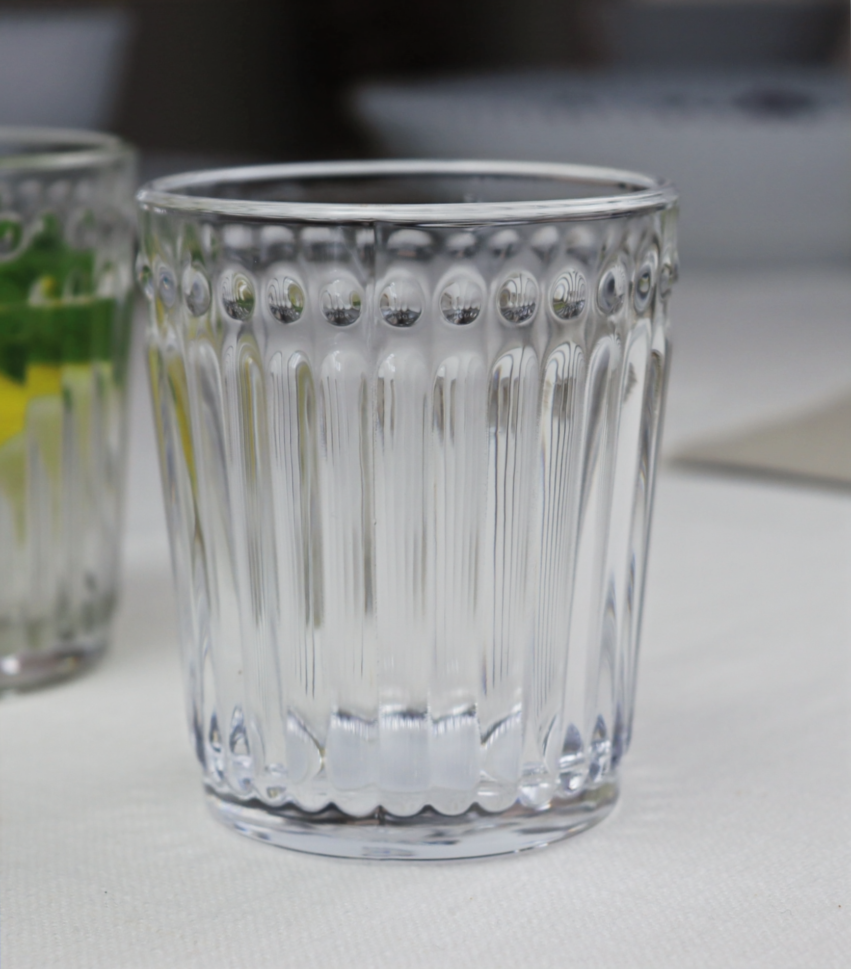 Onda Ribbed Glass Tumbler