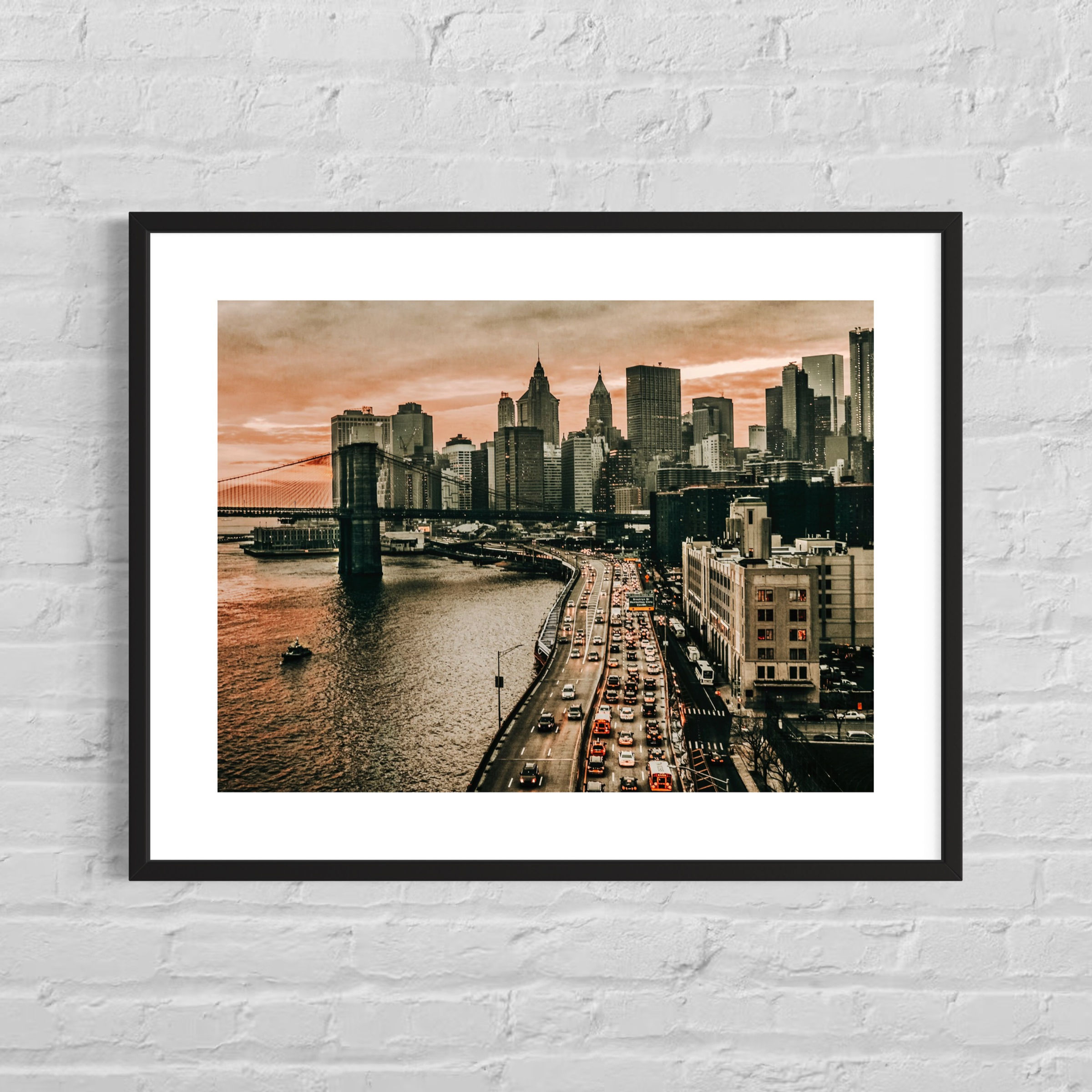 Manhattan in Fall Colors: Manhattan-Skyline umgeben von herbstlich bunten Baumkronen in warmen Farben