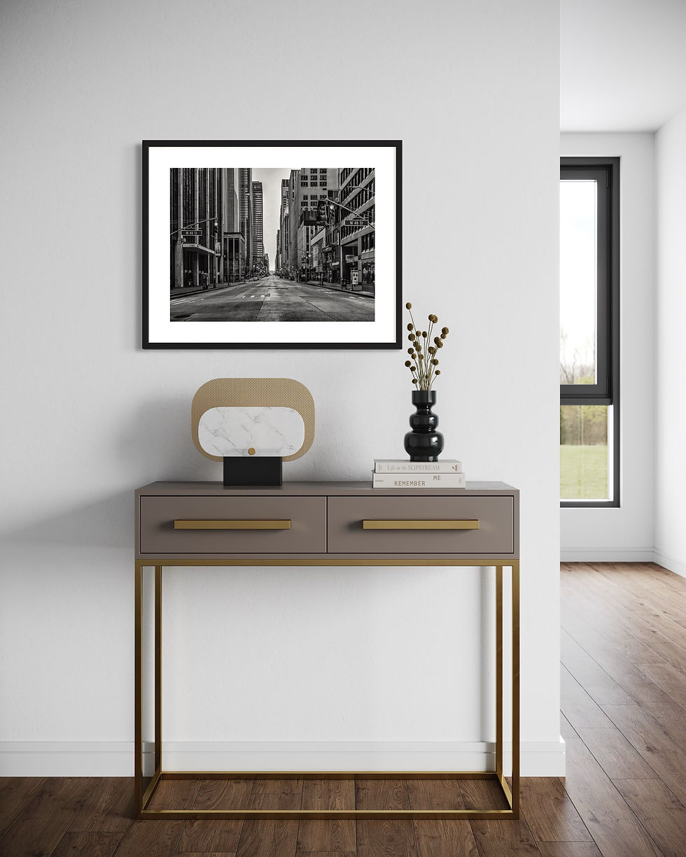 Miniaturbild: Schwarz‑Weiß‑Fotografie des New‑York‑Stadtlebens mit urbaner Perspektive und ausgewogener Komposition – New York Life VII