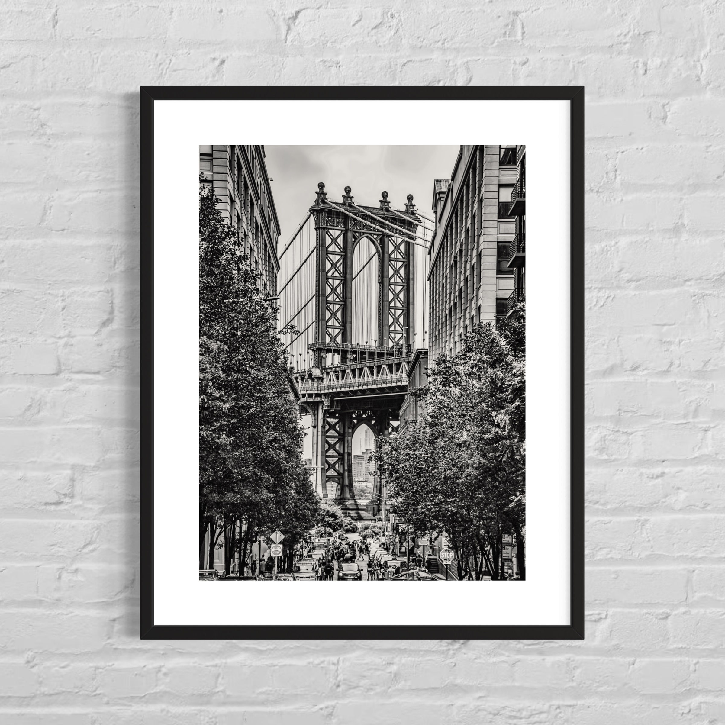 Schwarz‑Weiß‑Fotografie des New‑York‑Stadtlebens mit urbaner Perspektive und ausgewogener Komposition – New York Life IV