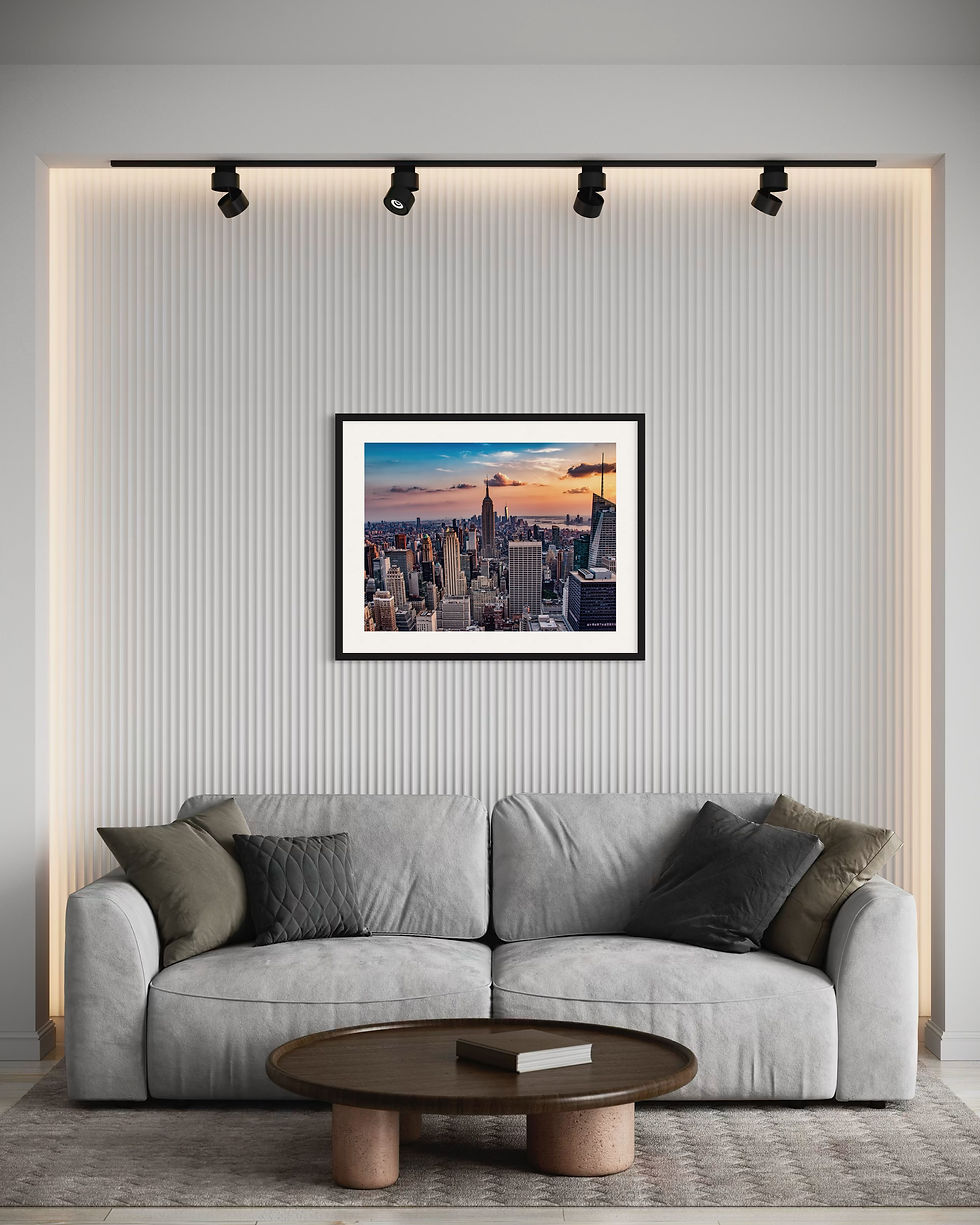 Miniaturbild: Blick von der Aussichtsplattform Top of the Rock auf die Skyline von Manhattan mit leuchtendem Himmel