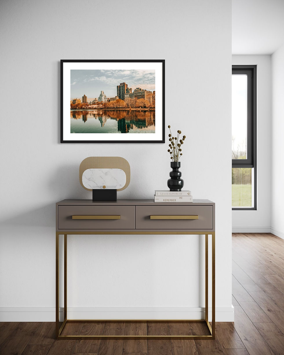 Miniaturbild: Autumn Reflections: Spiegelungen farbiger Herbstbäume und New-York-Architektur in einem See