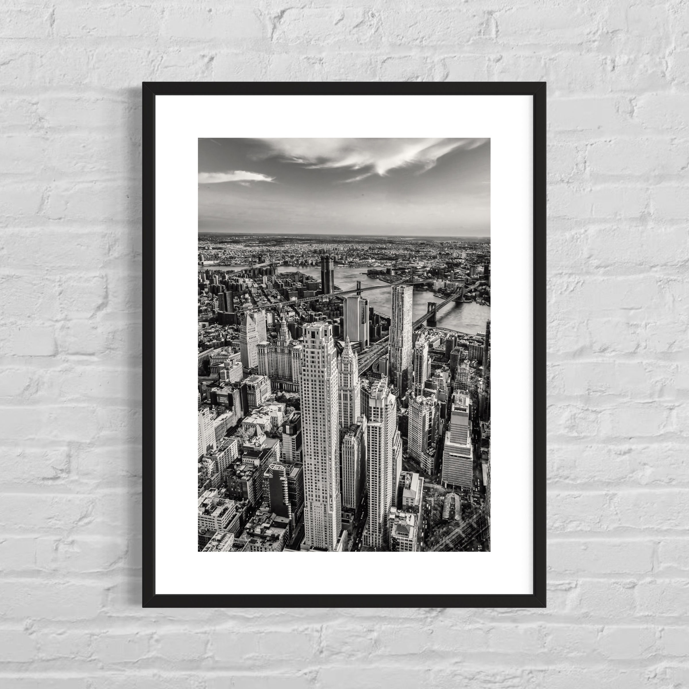 New York City: Skyline‑Perspektive in Schwarz‑Weiß mit feinen Graustufen und hoher Detailtiefe