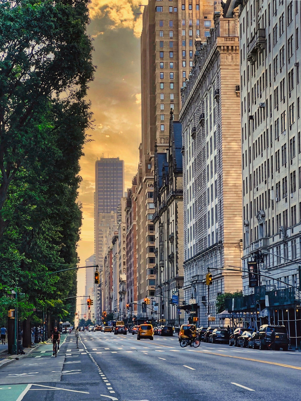 Straßenansicht von New York bei Sonnenuntergang