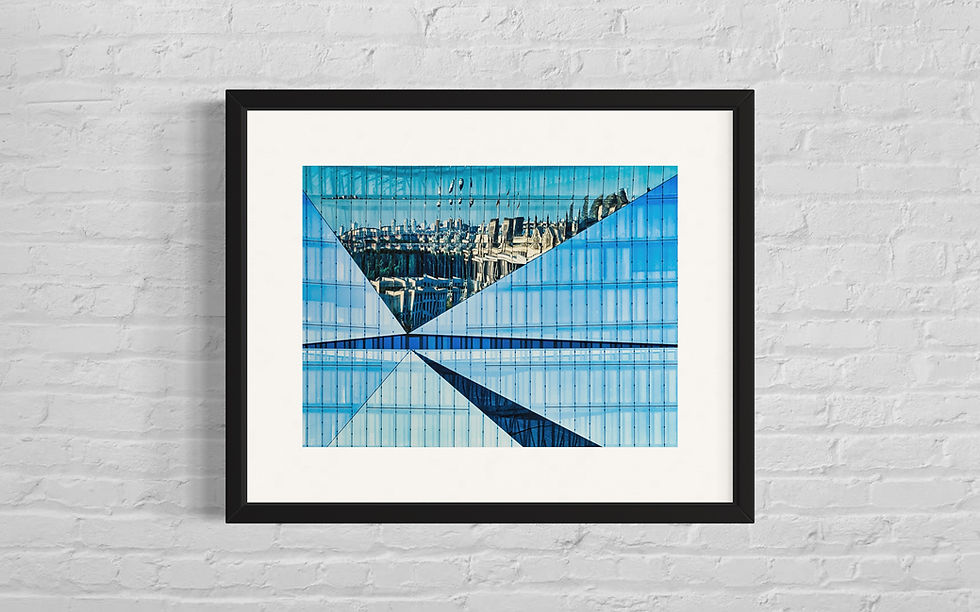 Abstrakte Blau-Weiß-Kunst, gerahmt