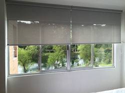 enrollable-screen griss .jpg