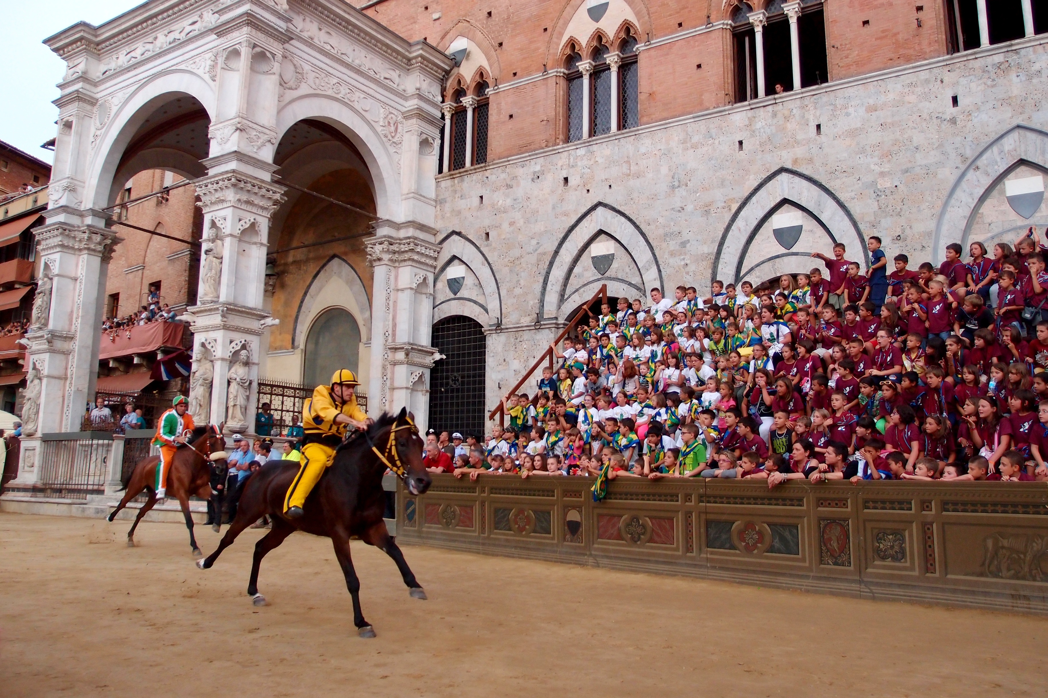 Campanilismo in een Palio