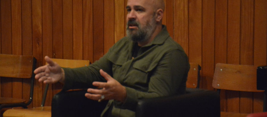 Viver (com) a escrita | Afonso Cruz no AESC