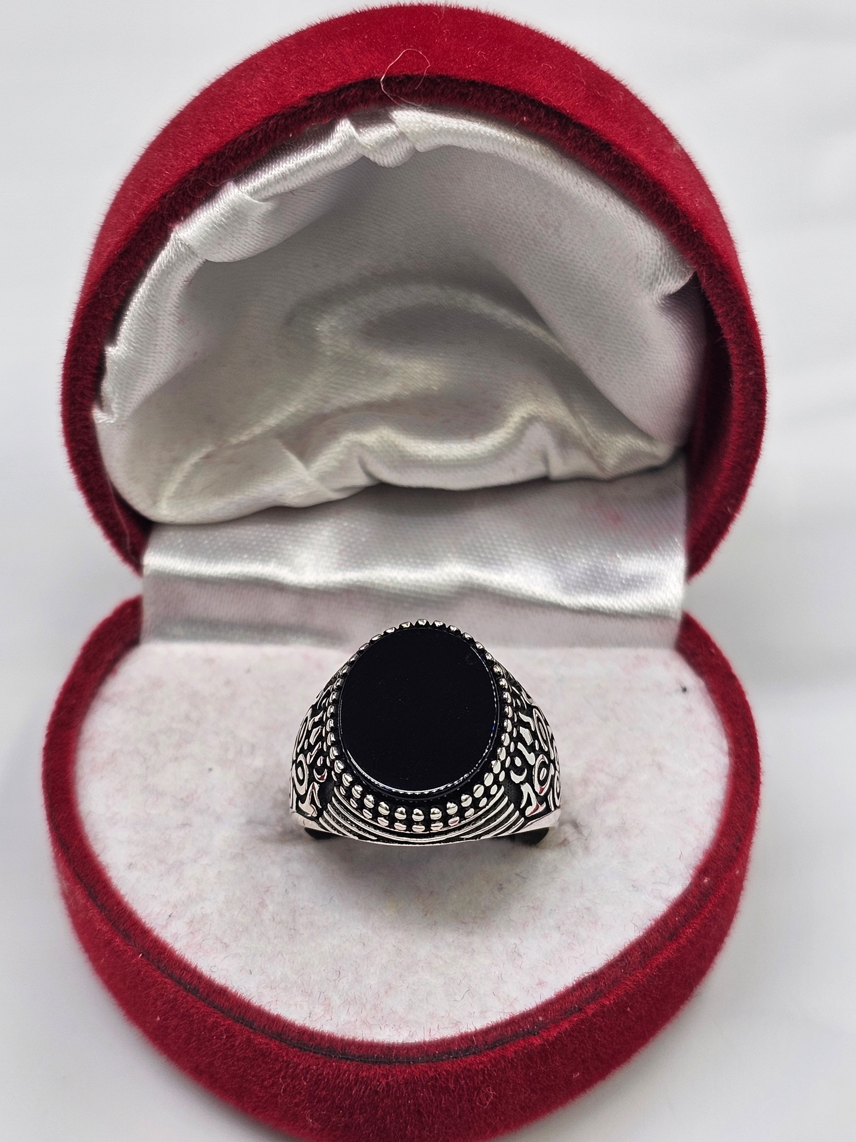 Siyah Onix Taşlı Gümüş Yüzük 4.03