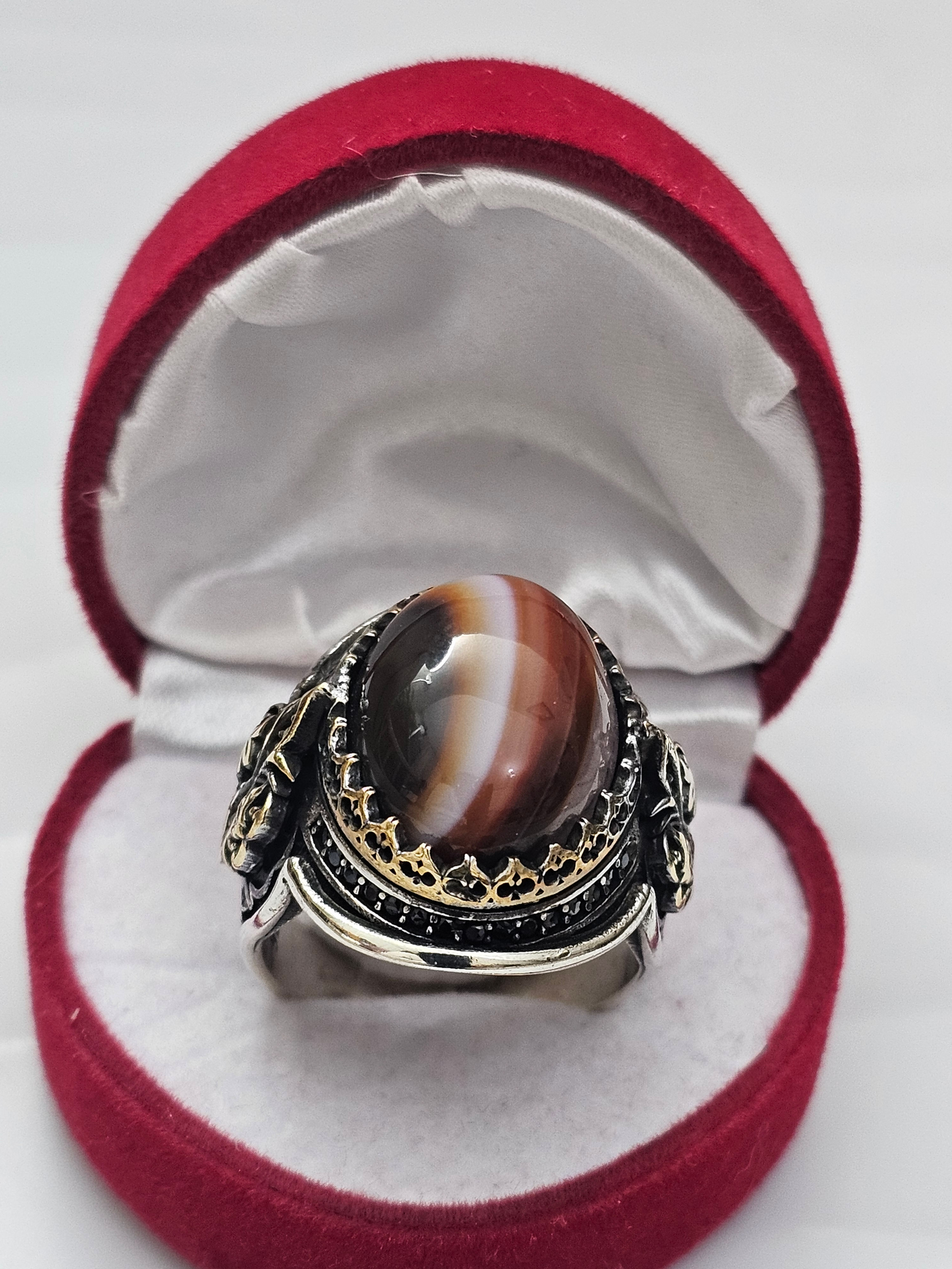 Akik Taşlı Gümüş Yüzük 17.17