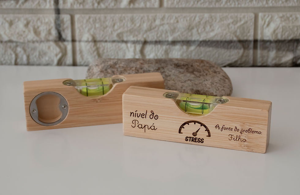 Miniatura: 🛠️ Nível com Abre-Cápsulas Personalizado 🍺