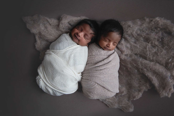 Twins | Ottawa Newborn Photographer