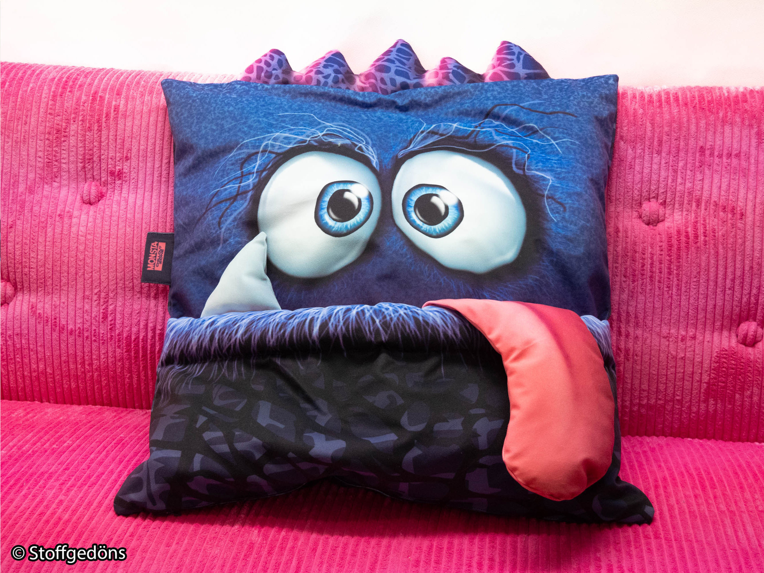 Monsta Blauw – Velvet by Thorsten Berger – DIY Leeskussenpaneel